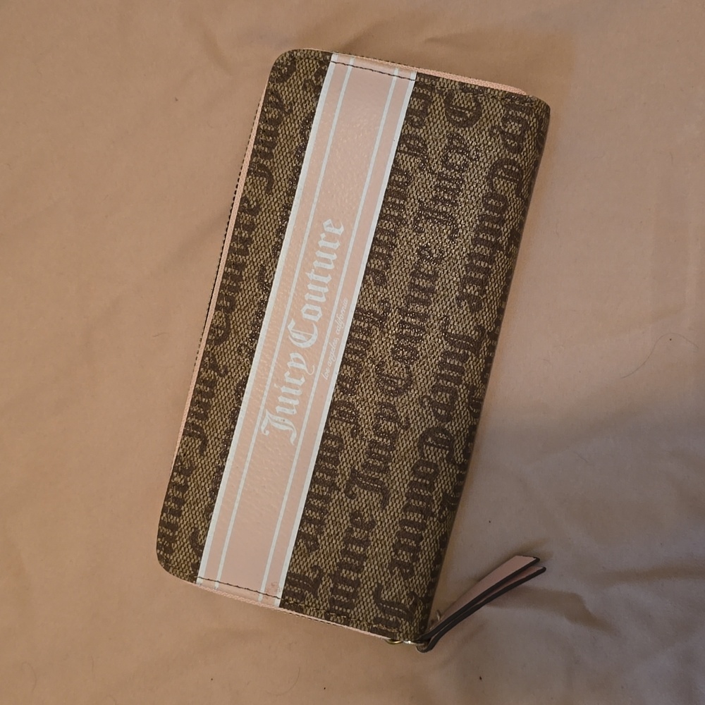 Juicy Couture Billboard Wallet